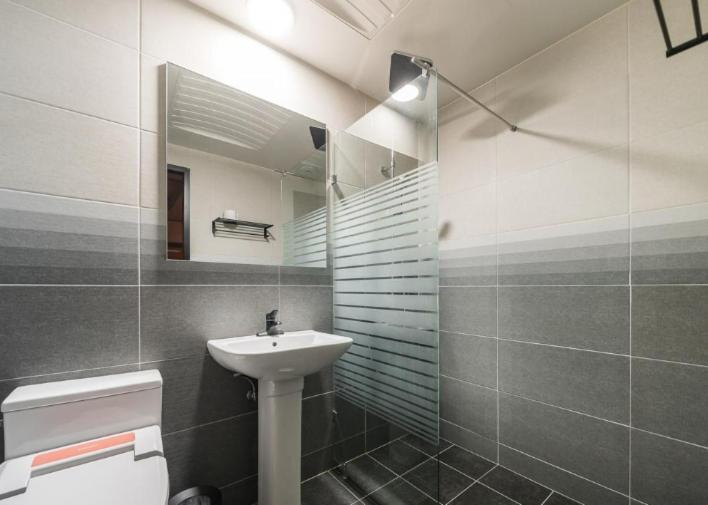 By Ths Valentine Hotel Incheon Siheung Zewnętrze zdjęcie