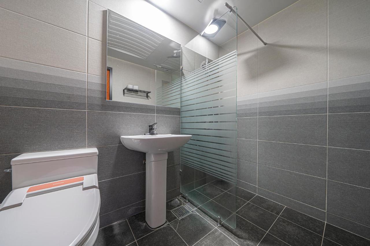 By Ths Valentine Hotel Incheon Siheung Zewnętrze zdjęcie
